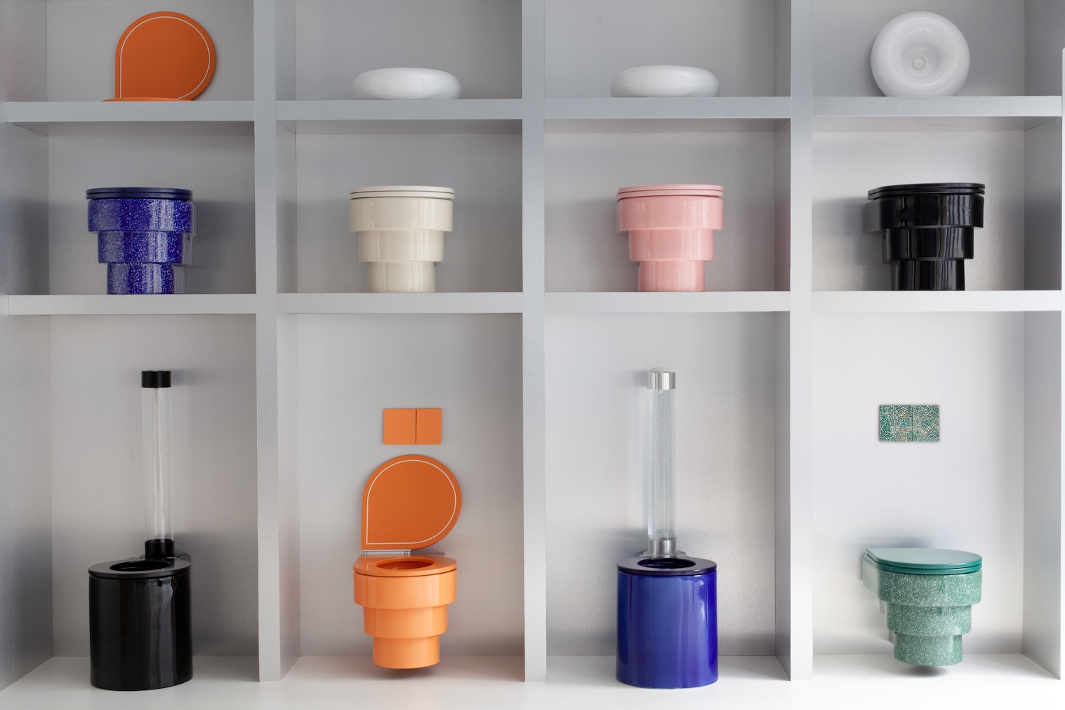 Hugo Volpei (Trone), le pari de rendre désirable l'objet le plus regardé et le moins dessiné de la maison Hugo Volpei (Trone), le pari de rendre désirable l'objet le plus regardé et le moins dessiné de la maison